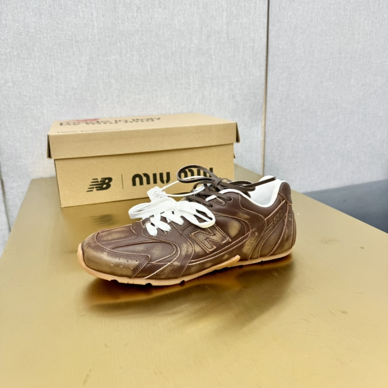 Miu Miu Casual Shoes